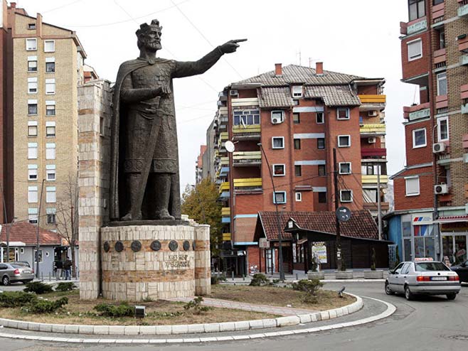 mitrovica.jpg (97 KB)