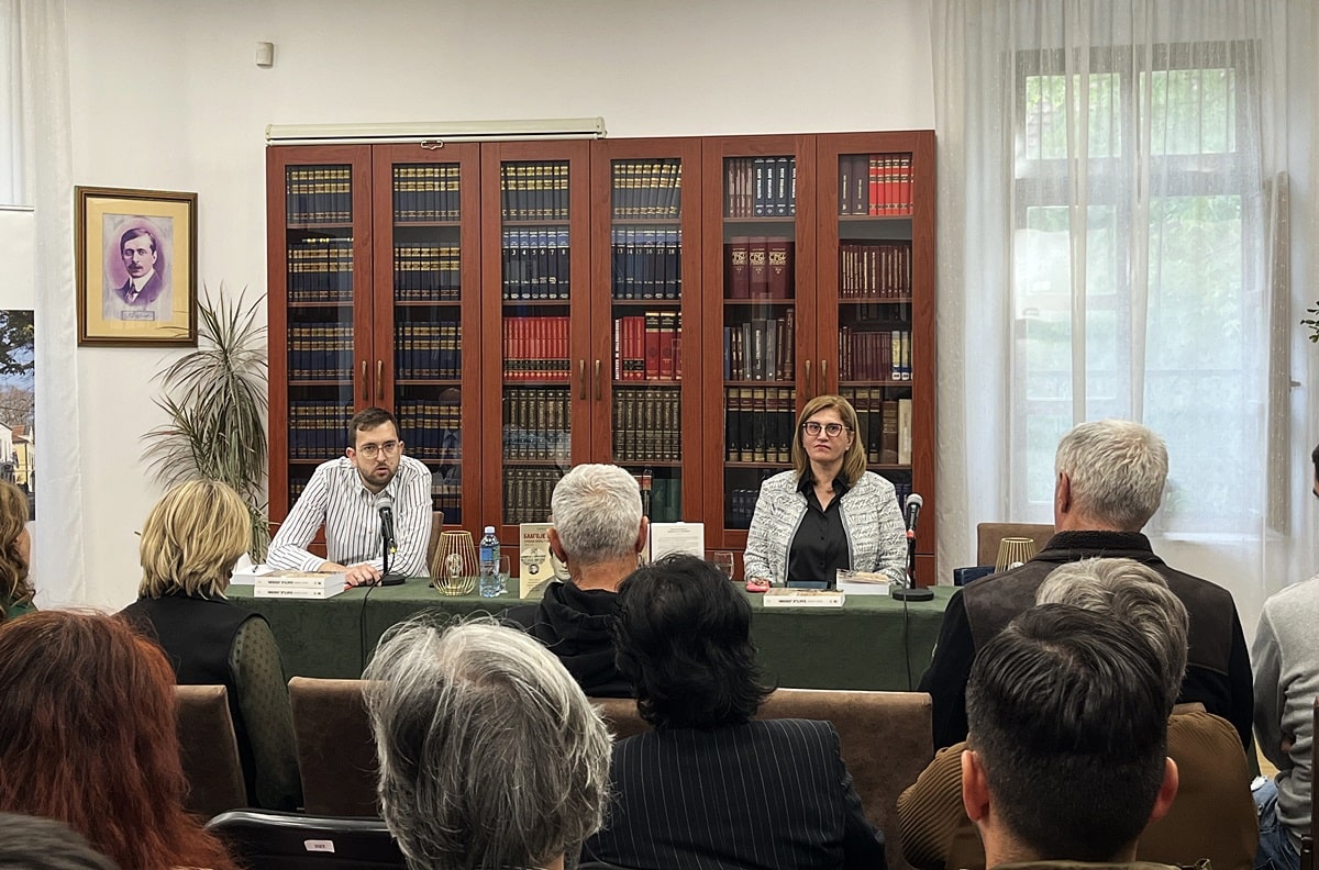 Promocija blagoje jovovic2.jpeg (213 KB)