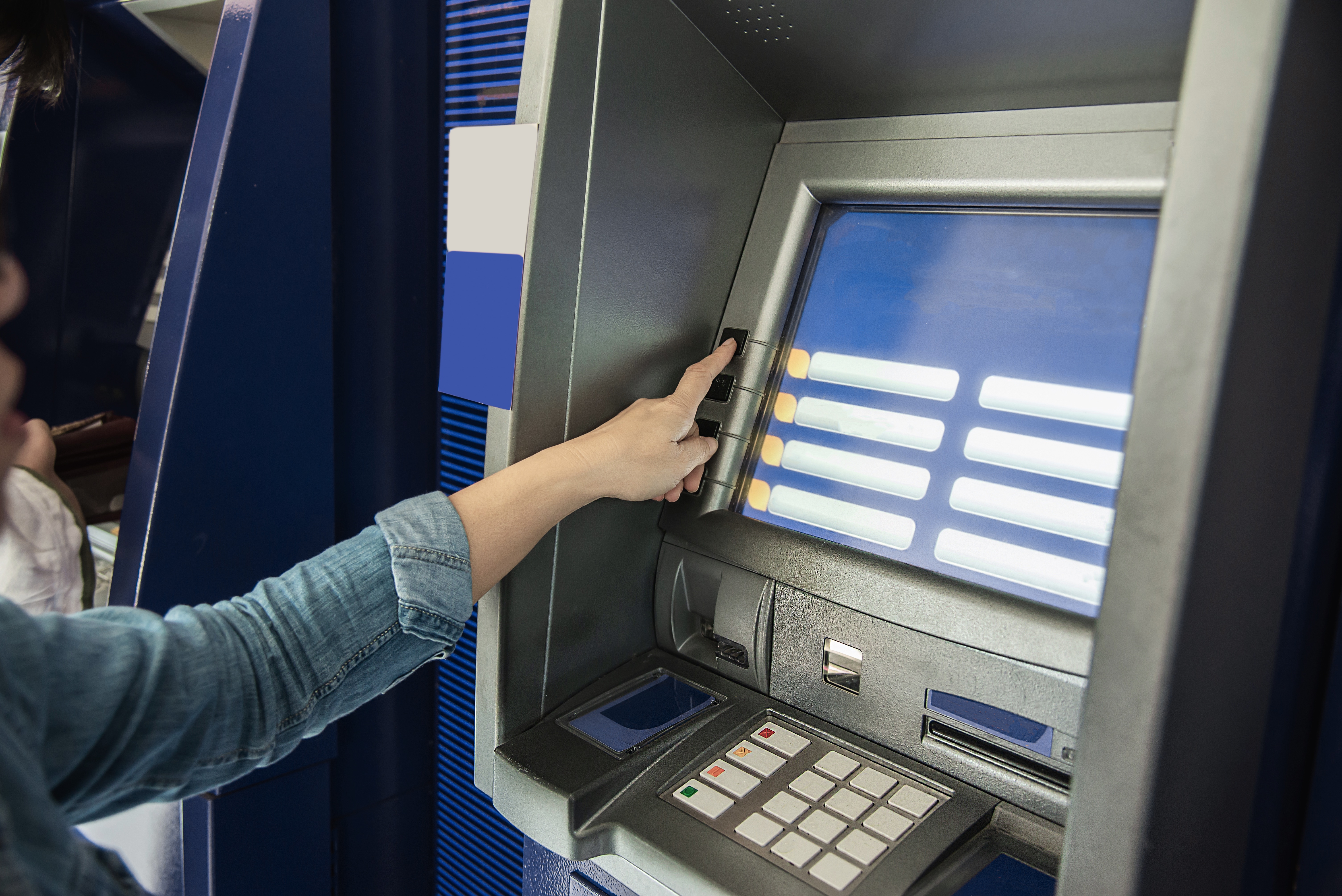 people-waiting-get-money-from-automated-teller-machine-people-withdrawn-money-from-atm-concept.jpg (6.44 MB)