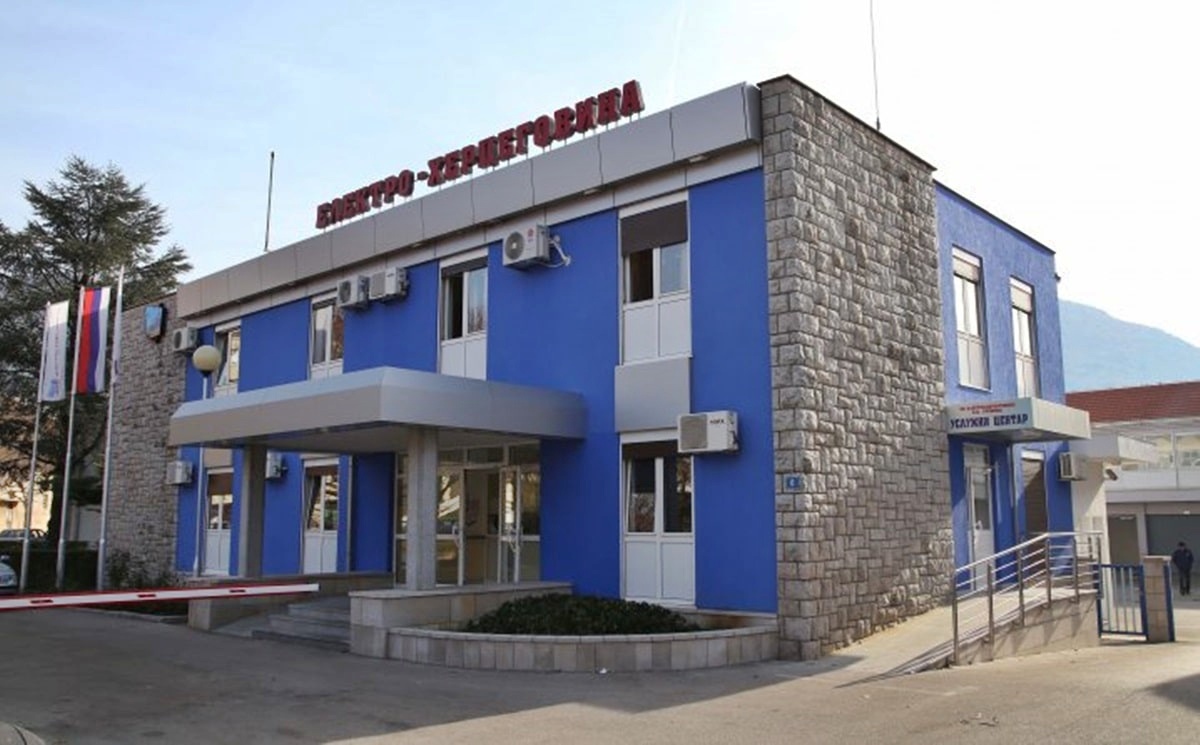 Elektrohercegovina-min.jpg (199 KB)