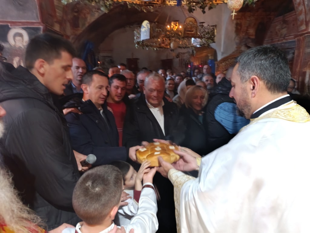 Slava manastir zavala3.jpg (101 KB)