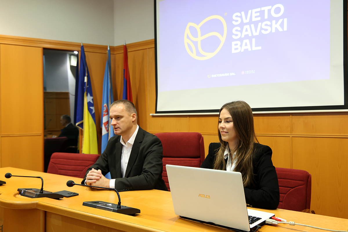 Svetosavski bal.jpg (635 KB)