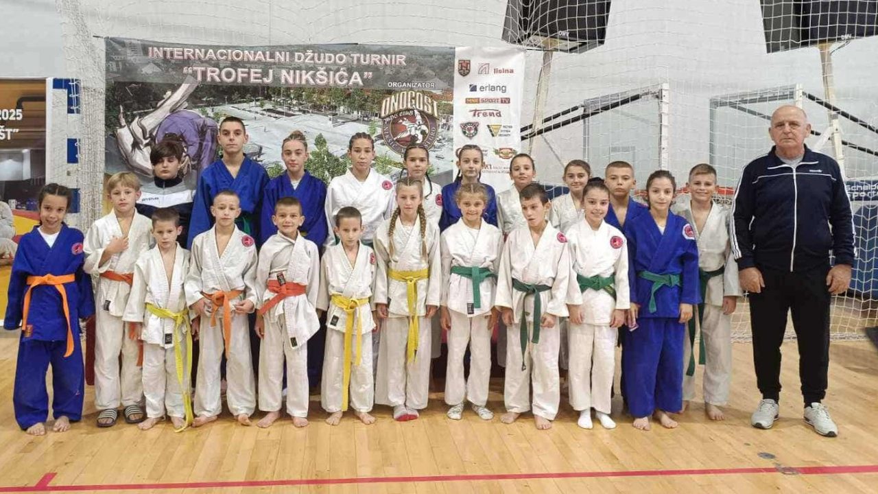 Trofej-Niksica-1280x720.jpg (194 KB)