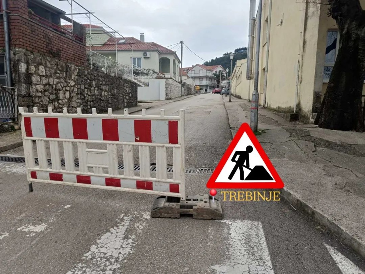 IMG-3a8fd99802f2c9ccf783319be49ae918-V.jpg (398 KB)