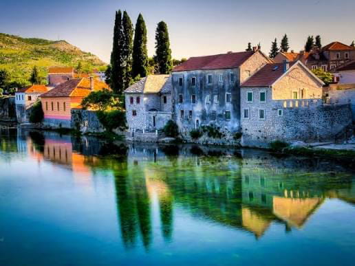 Trebinje.jpeg (51 KB)