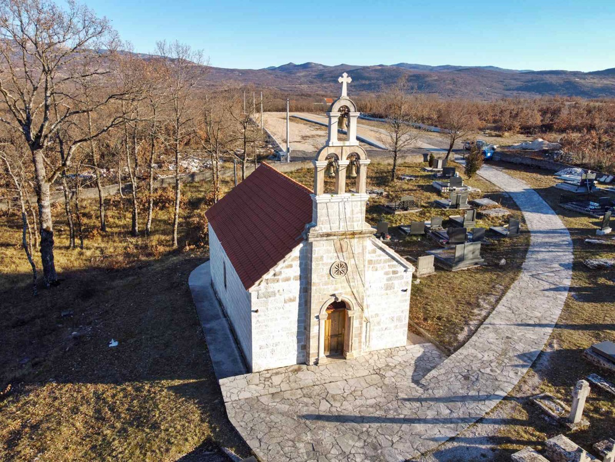 hodzici.jpg (520 KB)