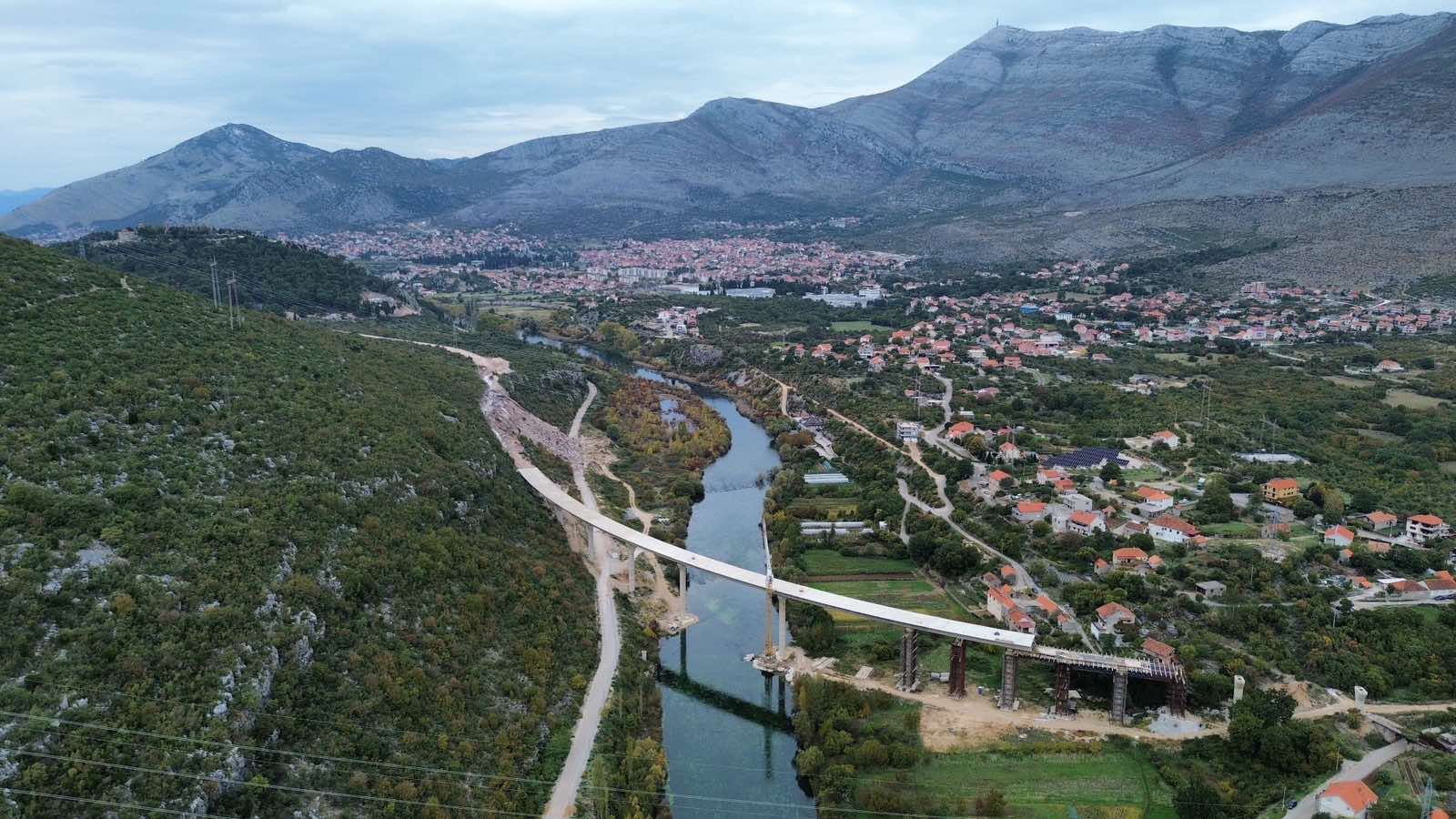 istocna-obilaznica-trebinje.jpg (282 KB)