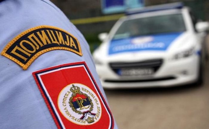 policija.jpg (44 KB)