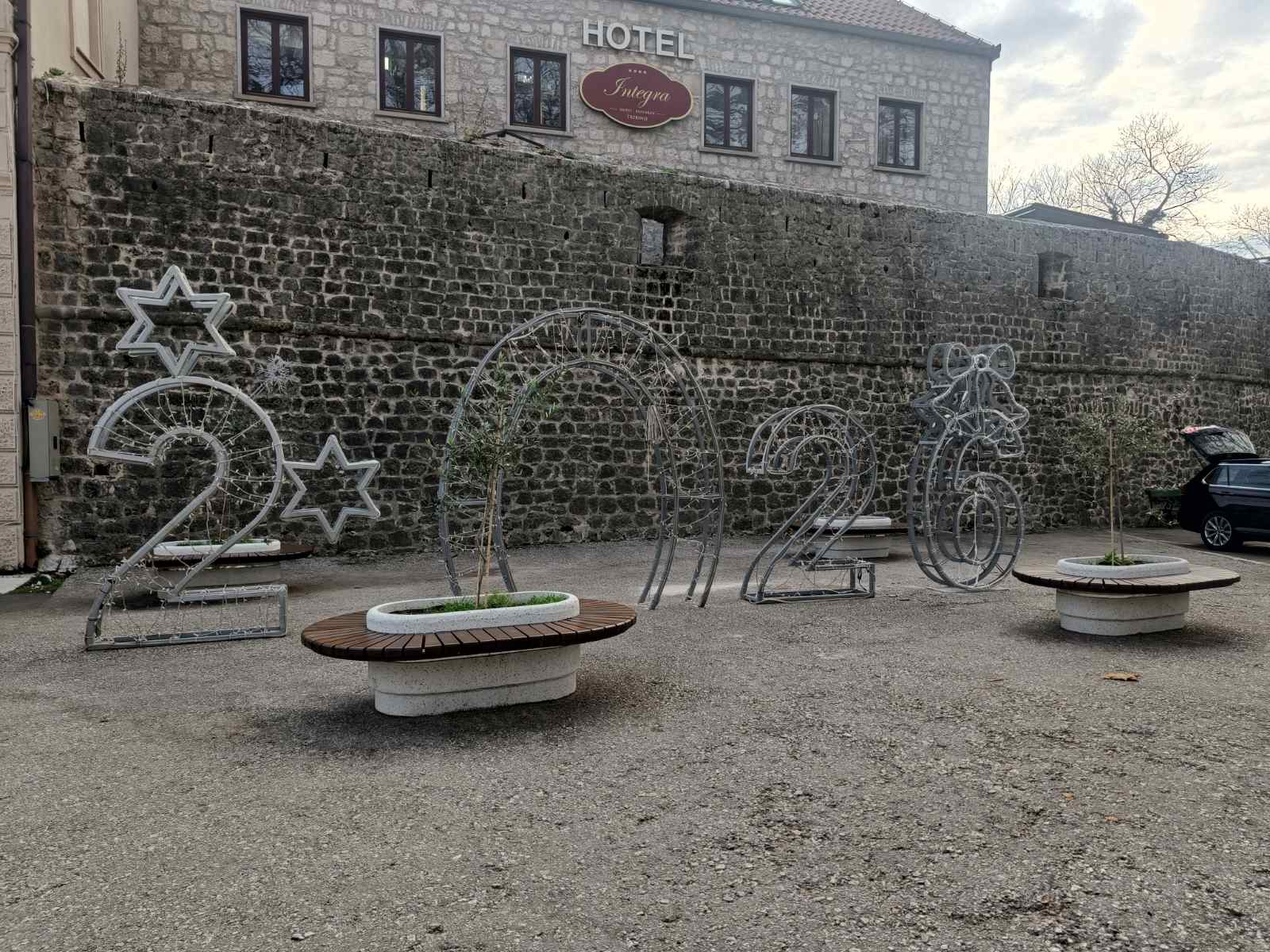 trebinje-ng-priprema.jpg (246 KB)