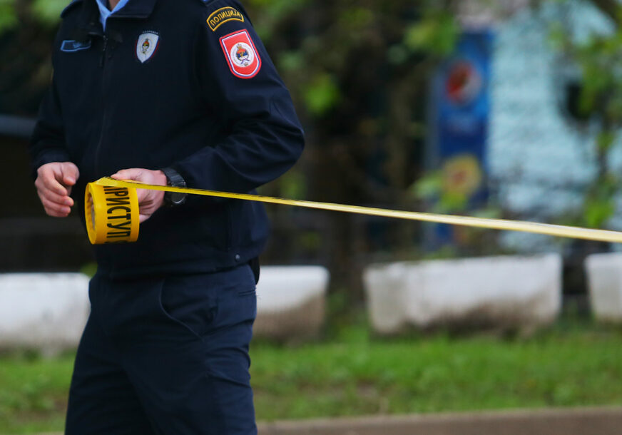 policija-uvidjaj-pozar-foto-M-Jakovljevic-ringier-scaled-872x610.jpg (75 KB)